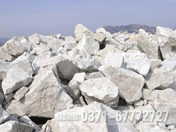 長(zhǎng)石粉生產(chǎn)設(shè)備都有啥？